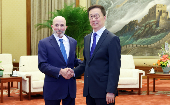 韩正会见中美高级别二轨对话美方代表团 韩正会见中美高级别二轨对话美方代表团